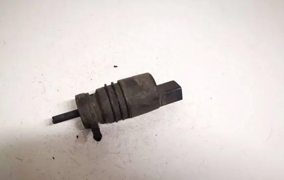 Mercedes-Benz C W203 Windscreen/windshield washer pump