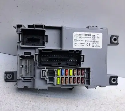 Fiat Doblo Fuse box cover 00519217590