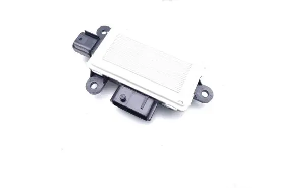Hyundai Kona II Fan control module 254D0DO500