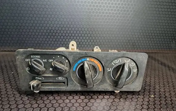 Mitsubishi Pajero Climate control unit
