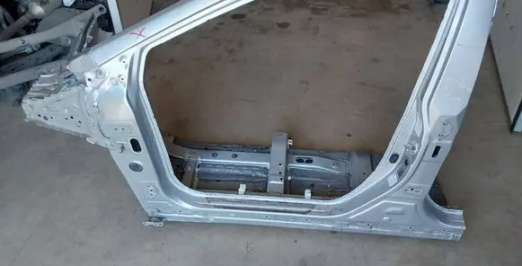 Toyota Corolla E210 E21 Pillar (middle)
