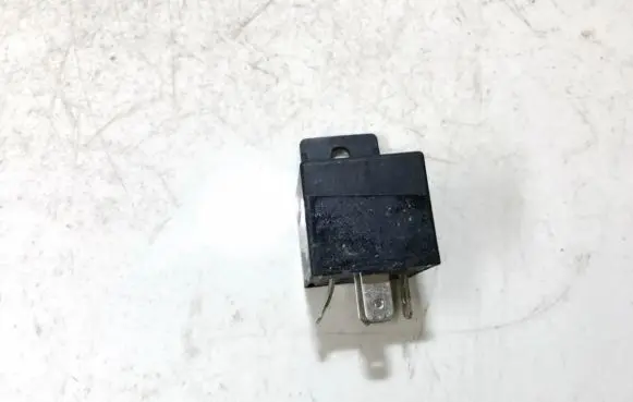Audi A6 S6 C5 4B Other relay rsv1cm12h