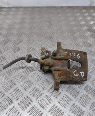Ford Mondeo Mk III Rear brake caliper