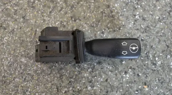 BMW 5 E39 Steering wheel adjustment handle/lever 54278