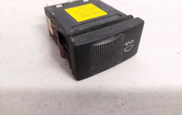 Fog light switch