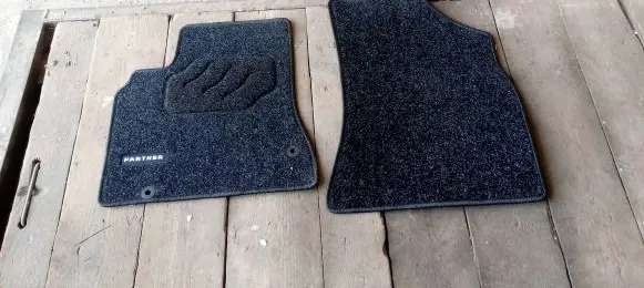 Peugeot Partner Car floor mat set 966398
