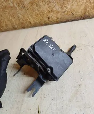 Renault Clio III ABS Pump 0265231804 473L4110406 8900559
