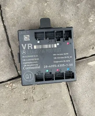 Mercedes-Benz CLS C218 X218 Door control unit/module A2189001101