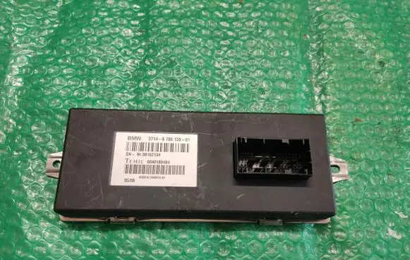 BMW X6 E71 Suspension control unit/module 6786139 00401804B4 00162134
