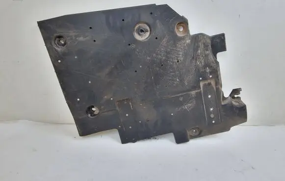 Peugeot 308 Fuel tank bottom protection 9811768680