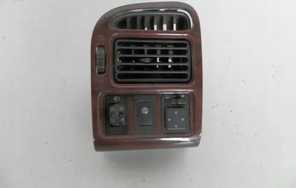 Toyota Avensis T220 Dash center air vent grill 