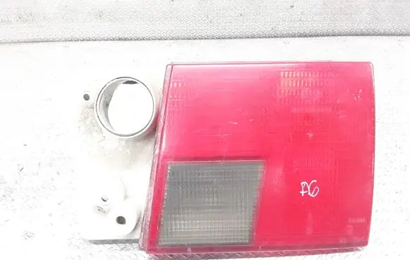 Audi A6 S6 C4 4A Tailgate rear/tail lights 4A0945094E