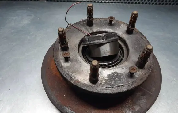 Ford Transit Rear wheel bearing hub 