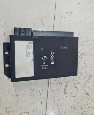 Audi A6 S6 C5 4B Comfort/convenience module 93059193