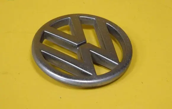Volkswagen Polo III 6N 6N2 6NF Manufacturer badge logo/emblem 