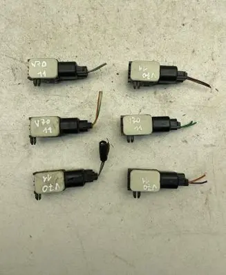 Volvo V70 Airbag deployment crash/impact sensor 31264396 31264395