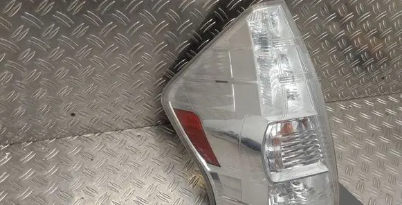 Toyota Prius+ (ZVW40) Rear/tail lights