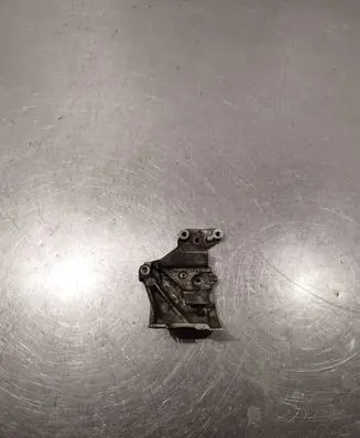 Citroen C4 I Engine mounting bracket 505932