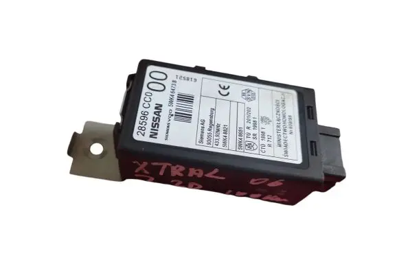 Nissan X-Trail T30 Door central lock control unit/module 5WK46473B