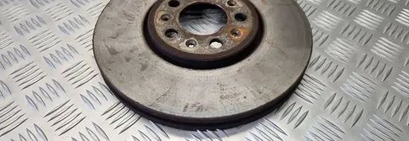 Volkswagen Golf IV Front brake disc