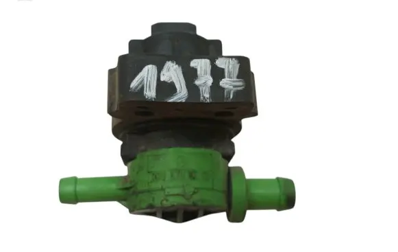 Mercedes-Benz C W204 Turbo solenoid valve 0004708793