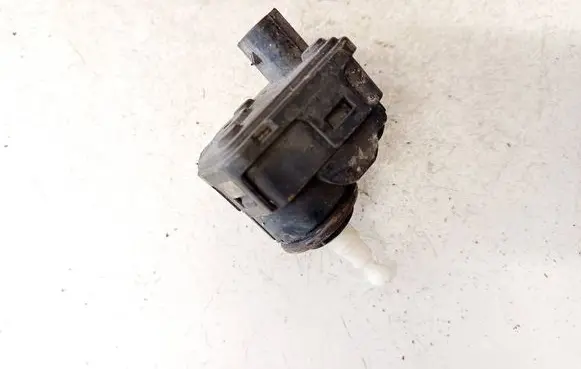 Headlight level adjustment motor