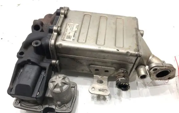 Volkswagen Transporter - Caravelle T6 EGR valve 04L131512CF