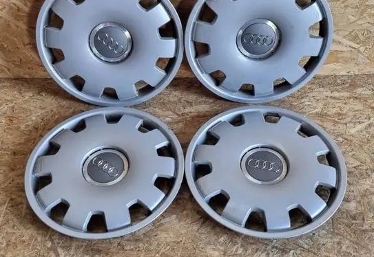 Audi A4 S4 B7 8E 8H R16 wheel hub/cap/trim 4B0601147D