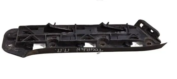 Volkswagen Touran I Front bumper mounting bracket 1T0807936