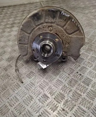 Volkswagen PASSAT B6 Front wheel hub