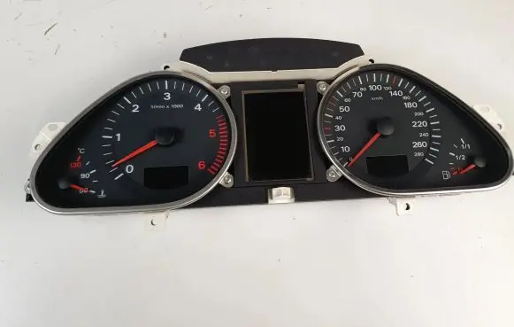 Audi A6 S6 C6 4F Speedometer (instrument cluster)