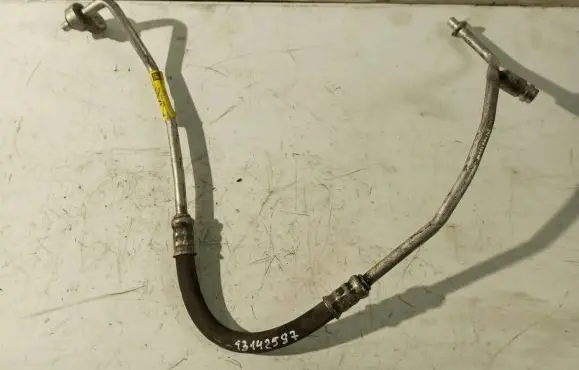 Opel Vectra C Air conditioning (A/C) pipe/hose 13142597