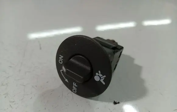 Renault Megane II Passenger airbag on/off switch 8200169589