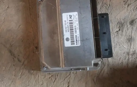 Volkswagen Touareg I Transfer box differential control unit 0AD927755AR