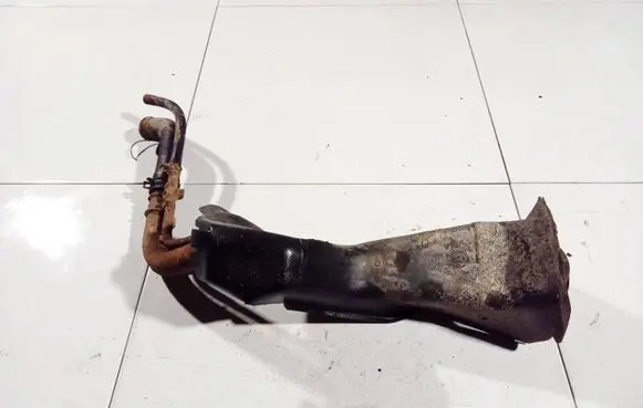 Fuel tank filler neck pipe