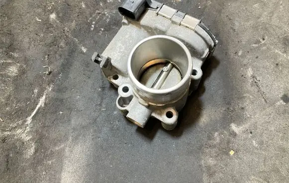 Ford Fiesta Throttle valve 8A6G9F991AB 0280750531 01205232