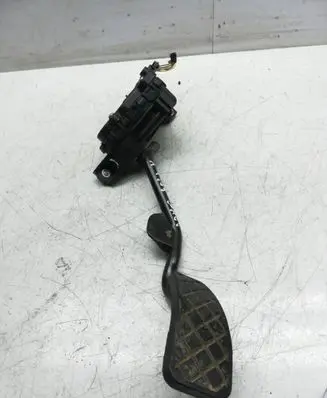 Audi A4 S4 B7 8E 8H Accelerator throttle pedal 6PV00802634 8E2721523E