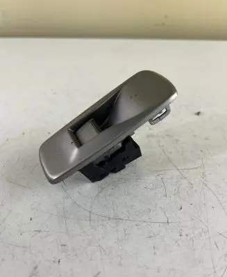 Jaguar XF X250 Electric window control switch 8X2314717AB