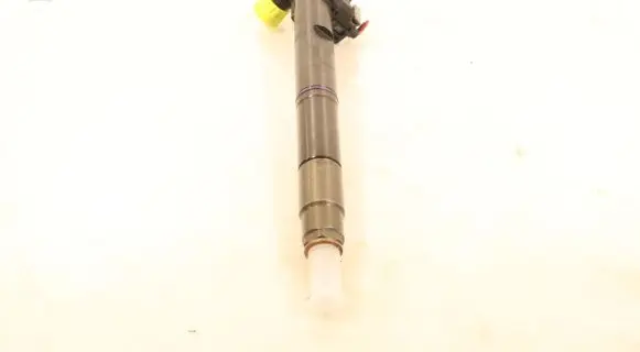 Hyundai i20 (PB PBT) Fuel injector 338002A760