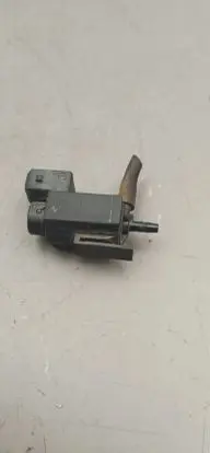 Valve vacuum
