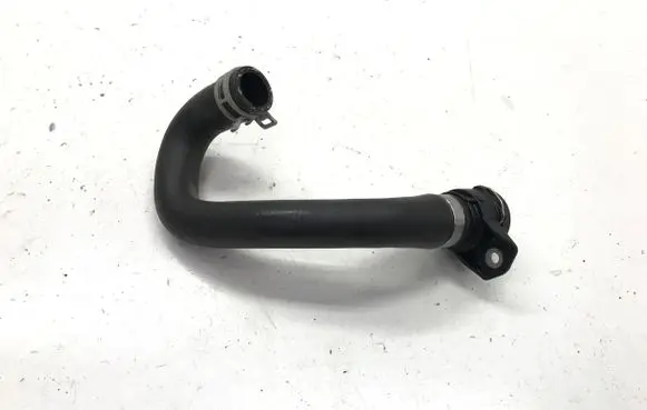 Volvo XC40 Engine coolant pipe/hose 32138734