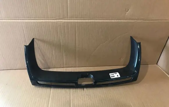Radio/GPS head unit trim
