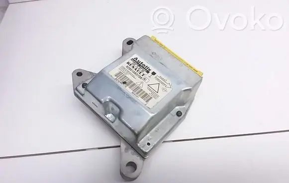 Renault Laguna II Airbag control unit/module 8200108370A 550756700