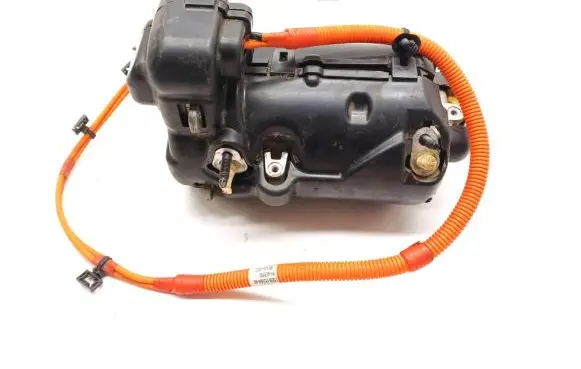Tesla Model 3 Air conditioning (A/C) compressor (pump) 1088198-00-L