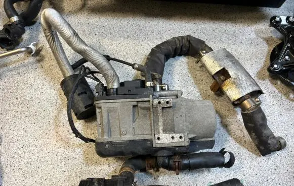 BMW 3 F30 F35 F31 Auxiliary pre-heater (Webasto) 2296566