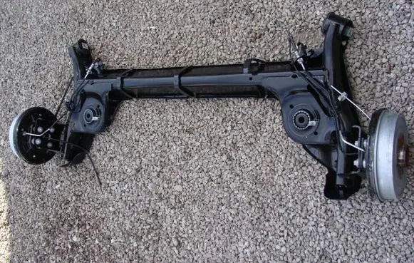 Renault Captur II Rear axle beam 
