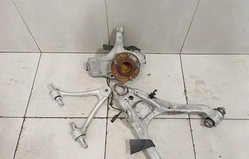 Chevrolet Corvette C7 Front wheel bearing hub 84506879