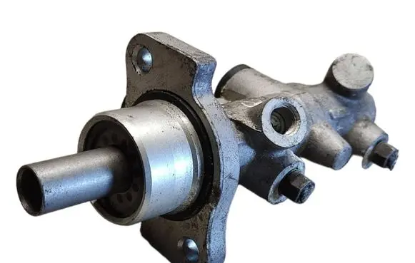 Audi A5 8T 8F Master brake cylinder