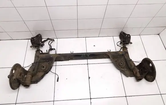 Renault Captur Rear axle beam 