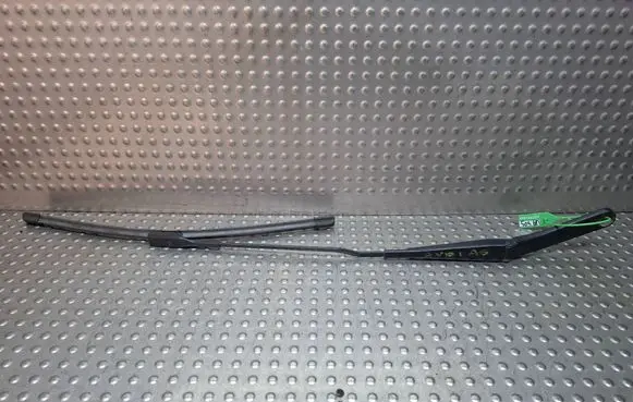 Audi A5 8T 8F Front wiper blade arm S27705909 8T1955408A